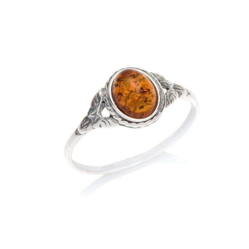 Anello con ambra cognac ovale del Mar Baltico, realizzato in argento invecchiato 925