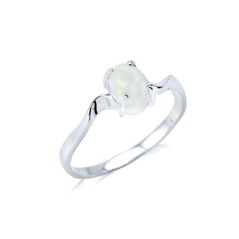 Anello opale bianco australiano ovale — per custodire il tuo spirito libero