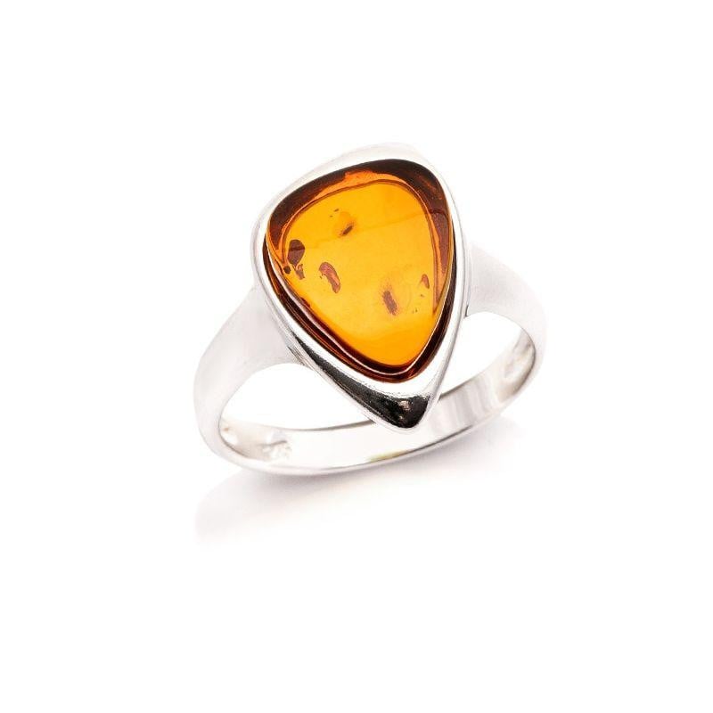 Anello ambra cognac — per tenere accesi i tuoi ricordi