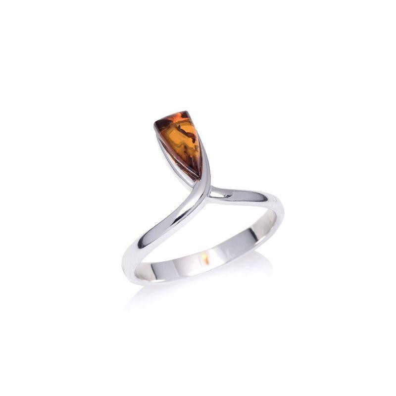 Anello ambra cognac Mar Baltico — per custodire i ricordi