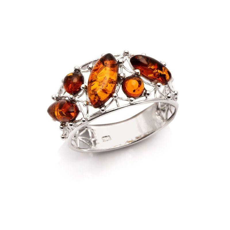 Anello ambra cognac Mar Baltico — per custodire i ricordi