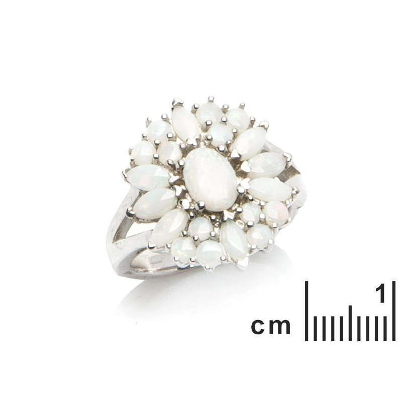 Anello in argento rodiato con opale bianco naturale — per illuminare ogni gesto — foto 1