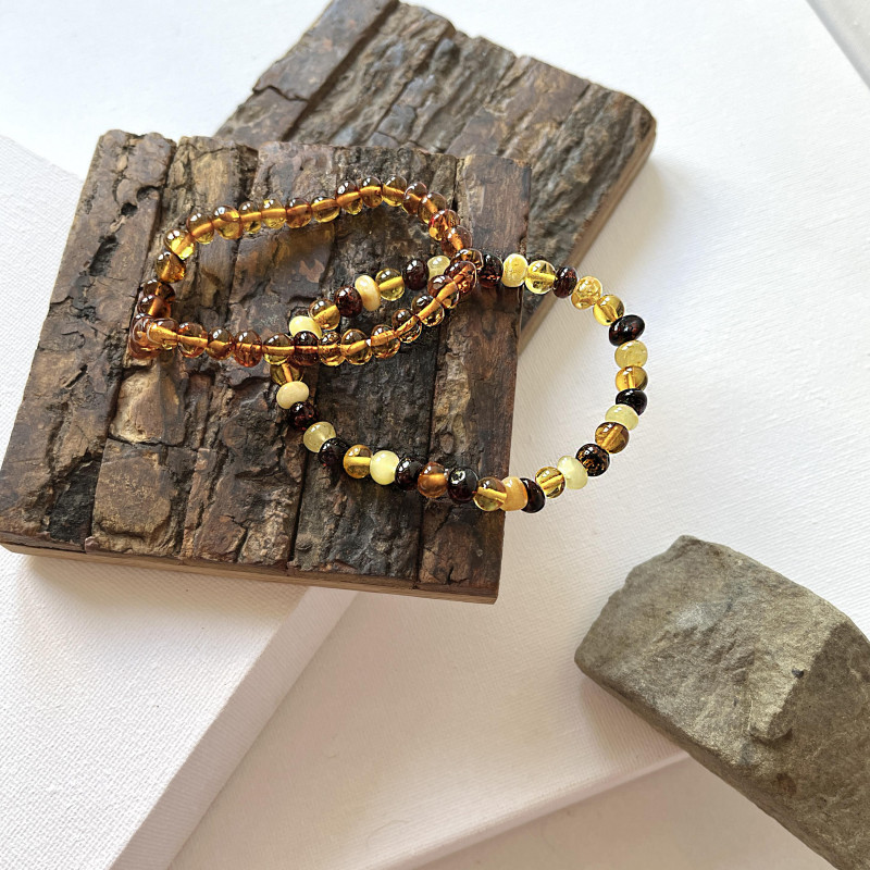 Bracciale in ambra multicolore, 18 cm — per custodire la luce dei ricordi — foto 2