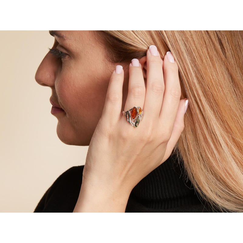Anello ambra multicolore Mar Baltico — per raccontare storie — foto 1