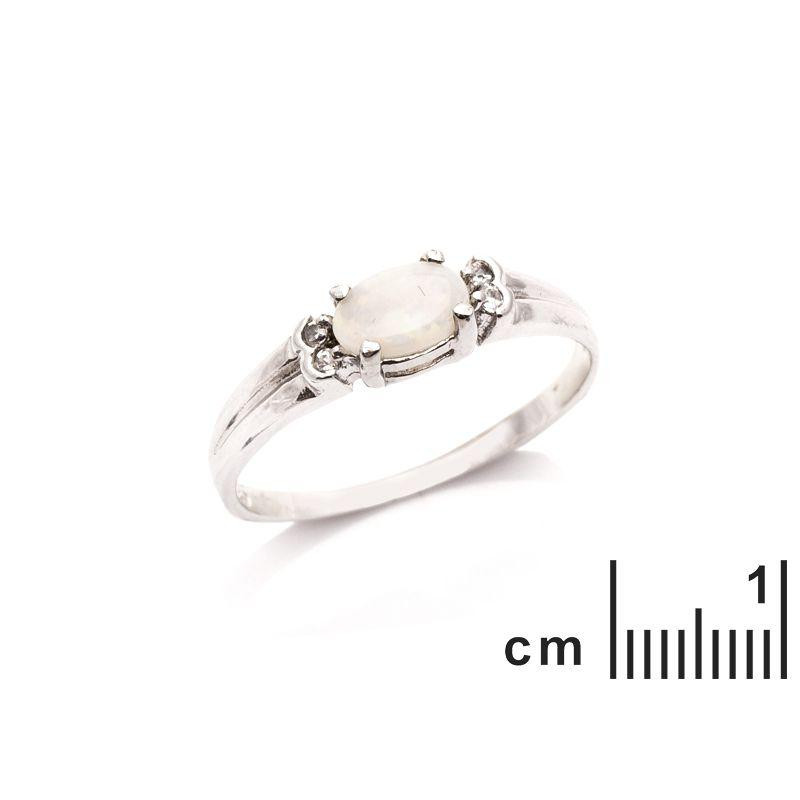 Anello opale bianco australiano ovale — per la purità di un sorriso — foto 1