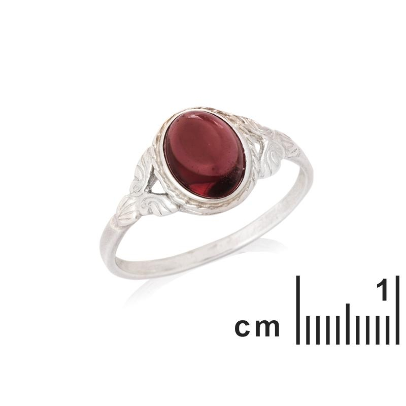 Anello con granato rosso naturale ovale — passione intatta — foto 1