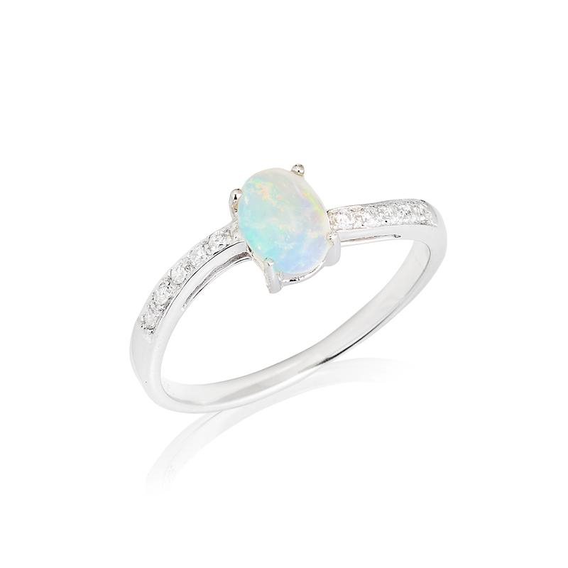 Anello opale ovale e zirconio — per缨葚