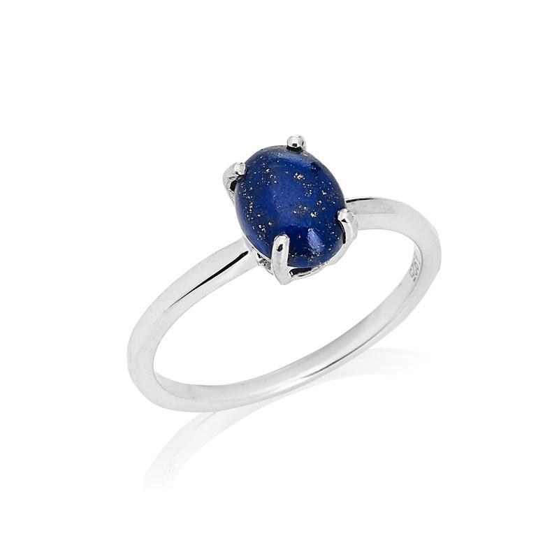Anello ovale di lapislazzuli blu — per evocare l'eternità