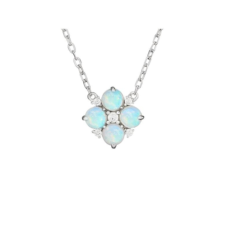 Collana opale bianco — per racchiudere la purità