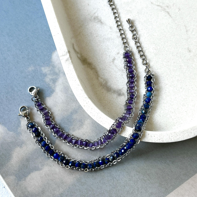 Bracciale in onice nera con acciaio dorato — per custodire la tua forza interiore — foto 2