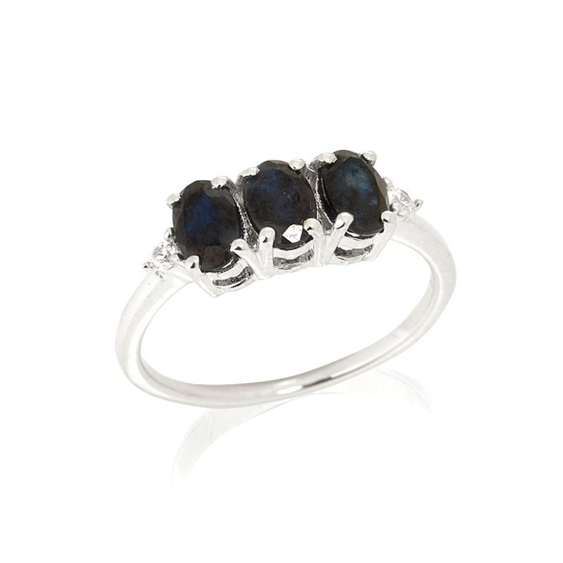 Anello in zaffiro blu ovale naturale, in argento rodiato 925, 1,8x0,7 cm — foto 1