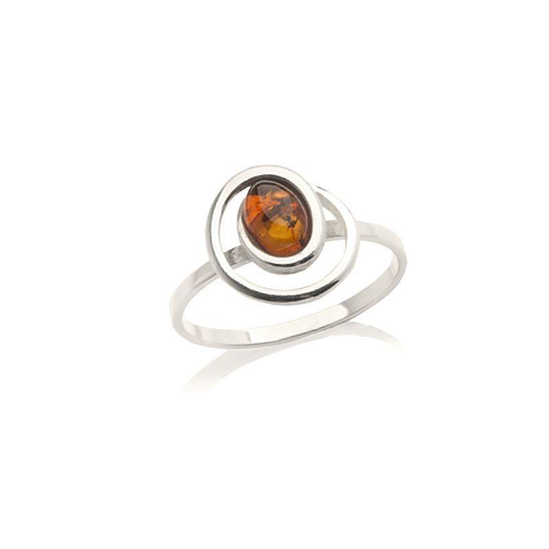 Anello tondo ambra cognac — per legare i ricordi