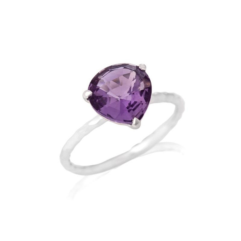 Anello cuore in argento 925 rodiato con ametista viola naturale — per custodire l'amore