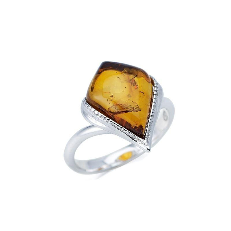 Anello ambra cognac Mar Baltico — per portare l'essenza del mare (cod. 9764)