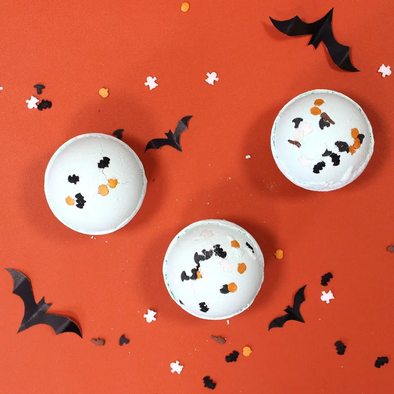 Coconut & Lime Halloween Bagno Bomba — foto 1