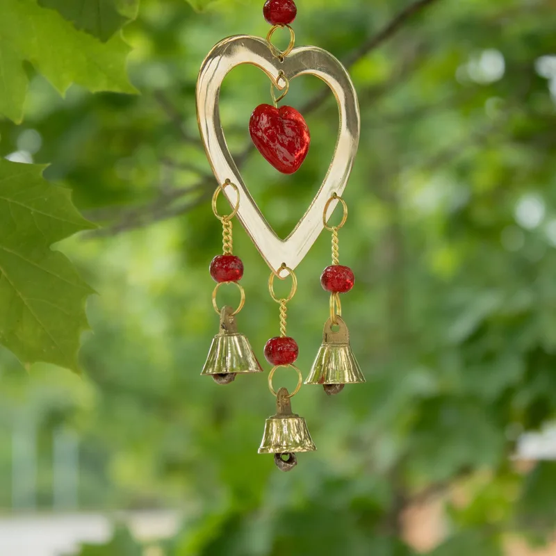 Indian Chimes - Brass With Ruby Glass Heart Beads - 3 Bells - 6.5x24cm — foto 3