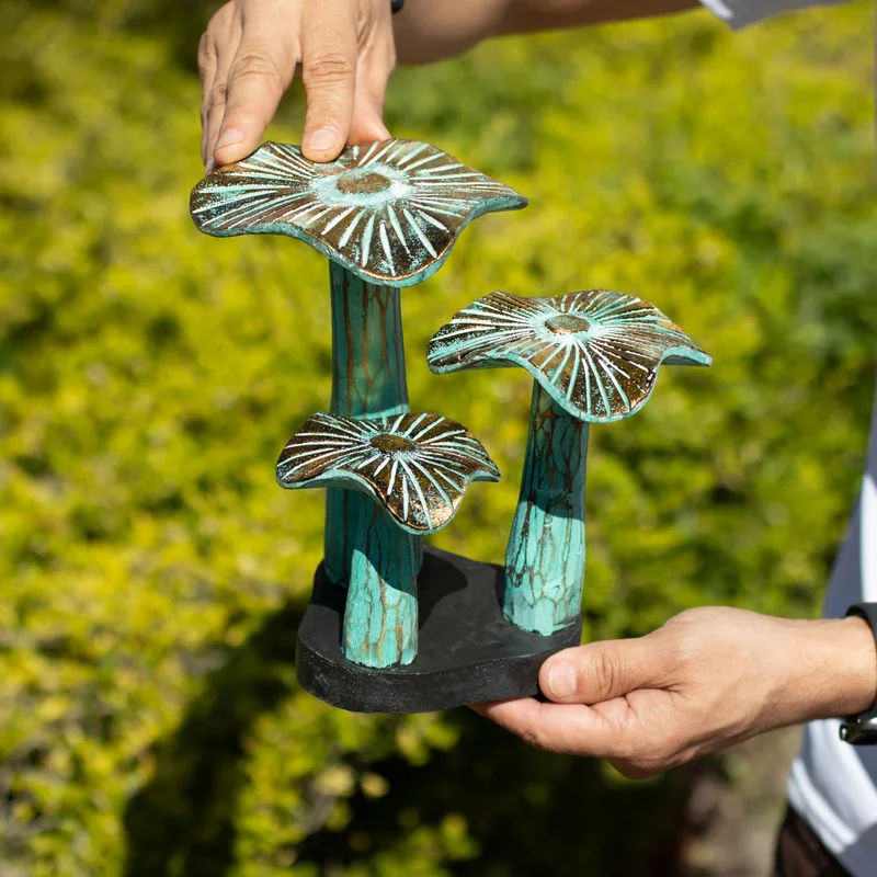 Small Golden Mushroom Art 20cm Greenwash — foto 1