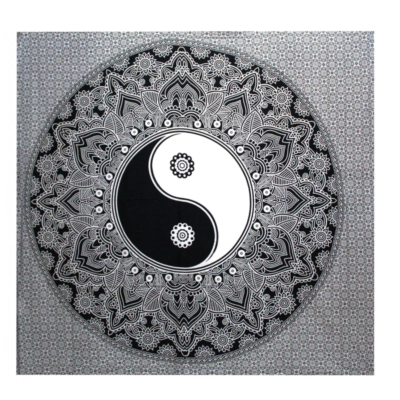 B&W Double Cotton Bedspread + Wall Hanging Ying yang