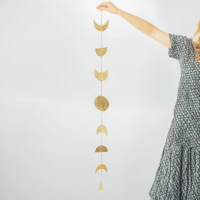 Indian Chimes - Brass Moon Phases Drop with Bell - 25cm — foto 2