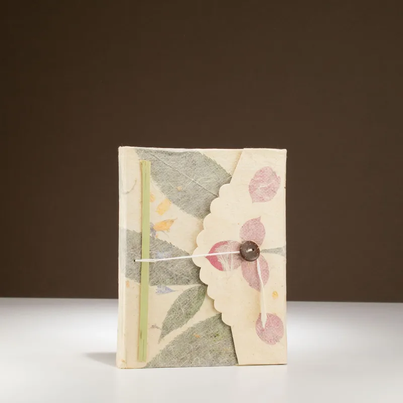 Med Lokta Bougainvillea Notebook Lrg (15x12cm) - 45 leafs — foto 3
