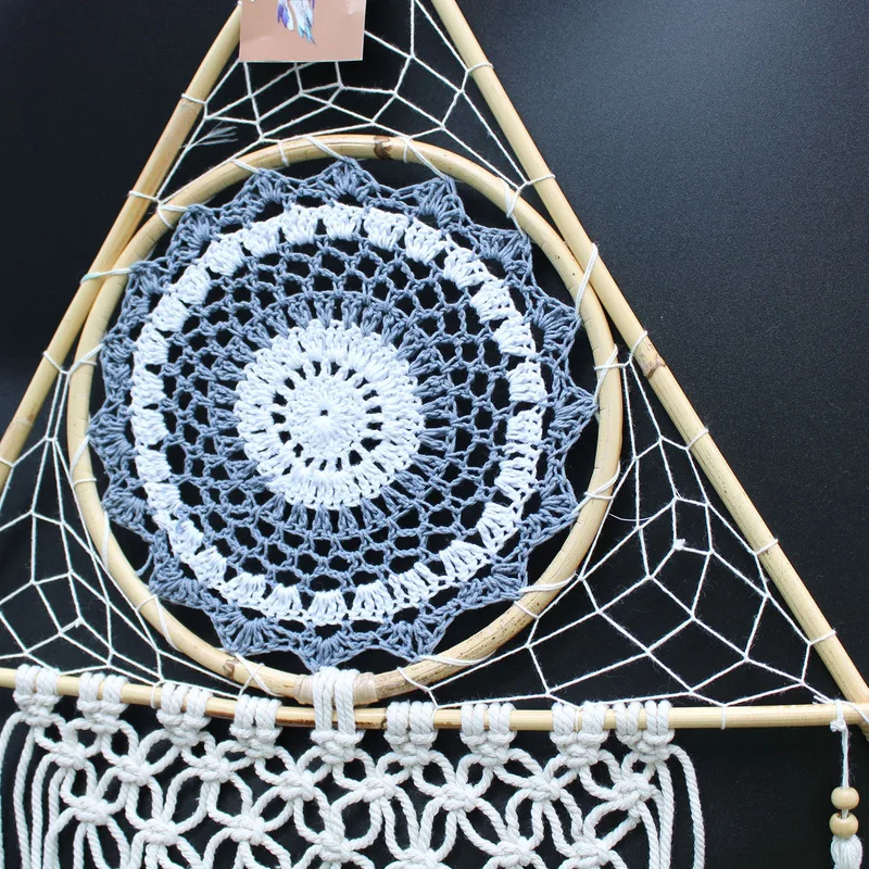 Protection Dream Cather Lrg Macrame Pyramid White/Grey — foto 2