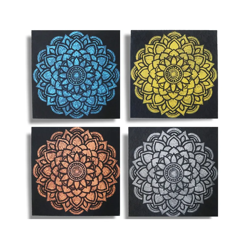 Set di 4 Mandala con Dettaglio Broccato 30x30 cm — foto 1