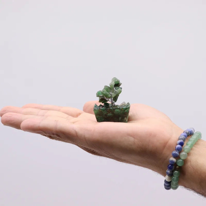 Mini Gemstone Trees On Orgonite Base - Verde Aventurine (15 stones) — foto 2