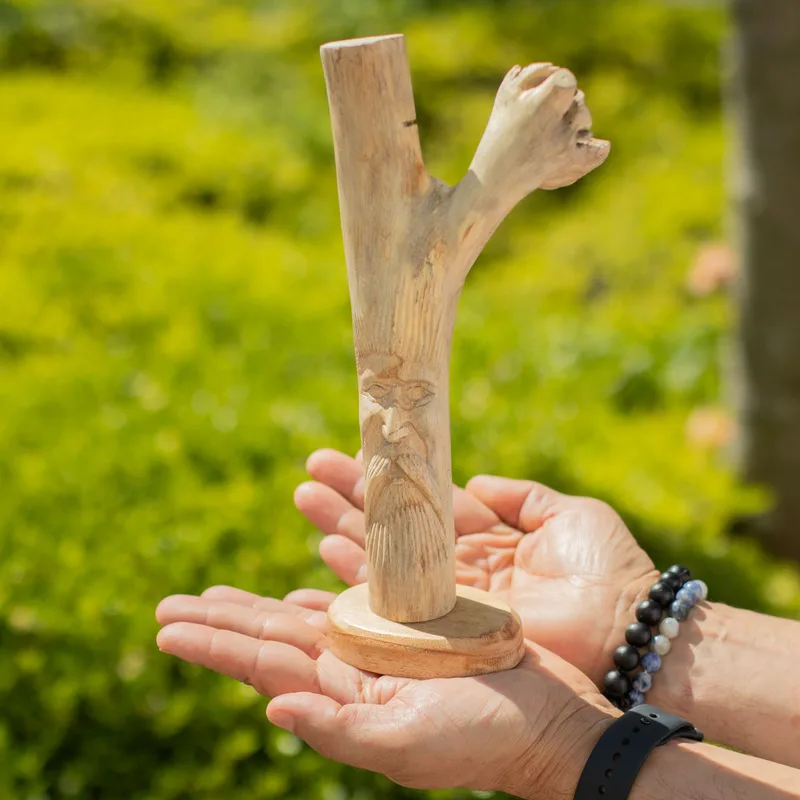 Fatto a mano Parasite Legno Art Carving Greenman — foto 1