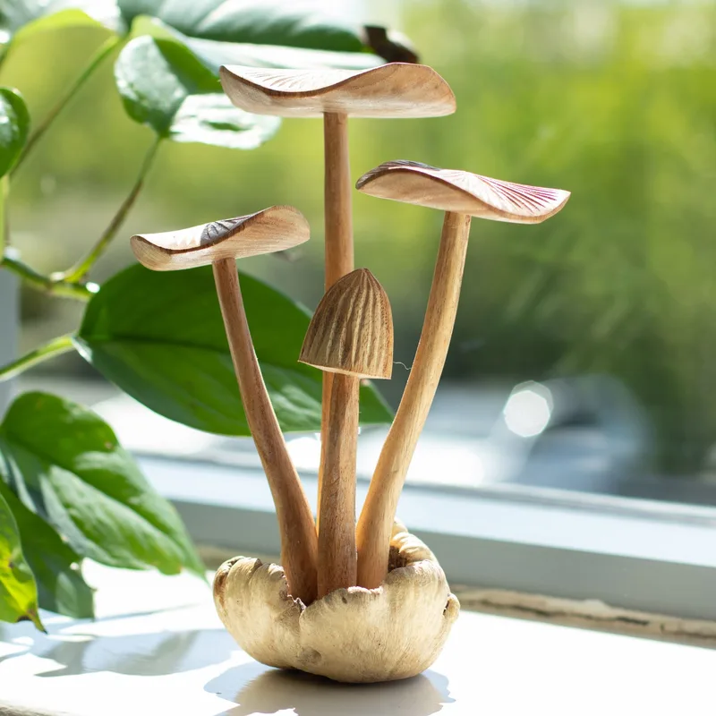 Fatto a mano Parasite Legno Art Carving Set of 4 Large Mushrooms — foto 1