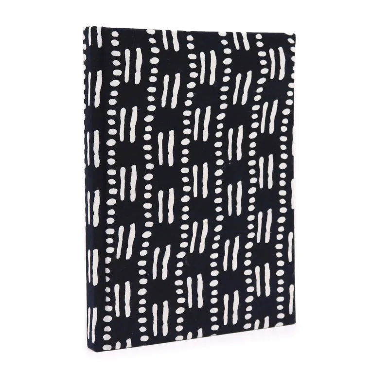 Quaderno in Cotone Legato 20x15 cm - 96 Pagine - Nero con Puntini e Linee