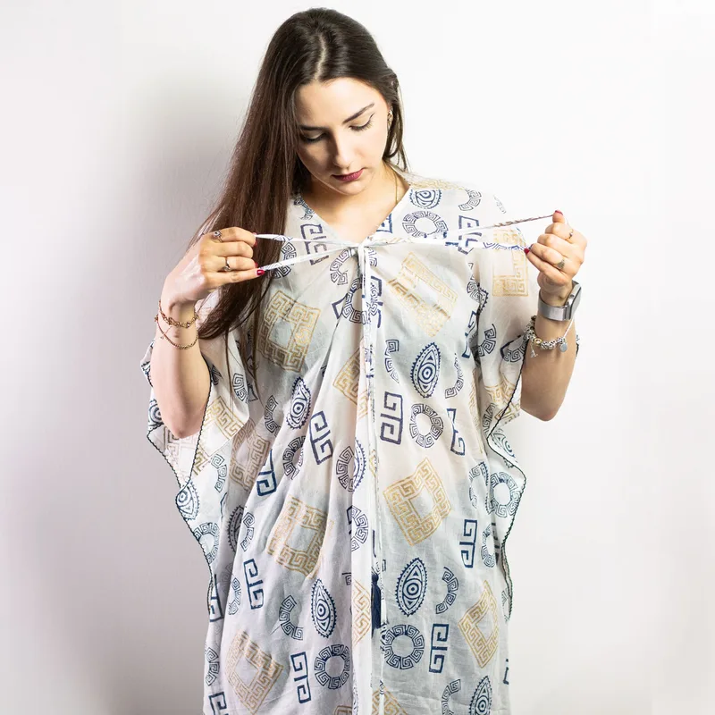 Nomad Sari On the Med Collection Kaftan Oro & Blu Greek Motiff Handpainted — foto 5