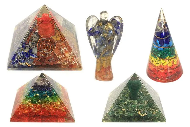 Orgonite Pyramid Turqoise and Nero Tourmaline 70 mm — foto 2
