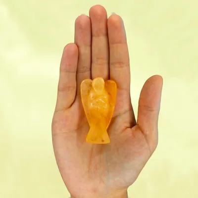 Hand Carved Gemstone Angel - Yellow Aventurine — foto 1