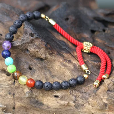 Bracciale in oro placcato pietra lavica chakra — per l'equilibrio interiore e la trasformazione — foto 2