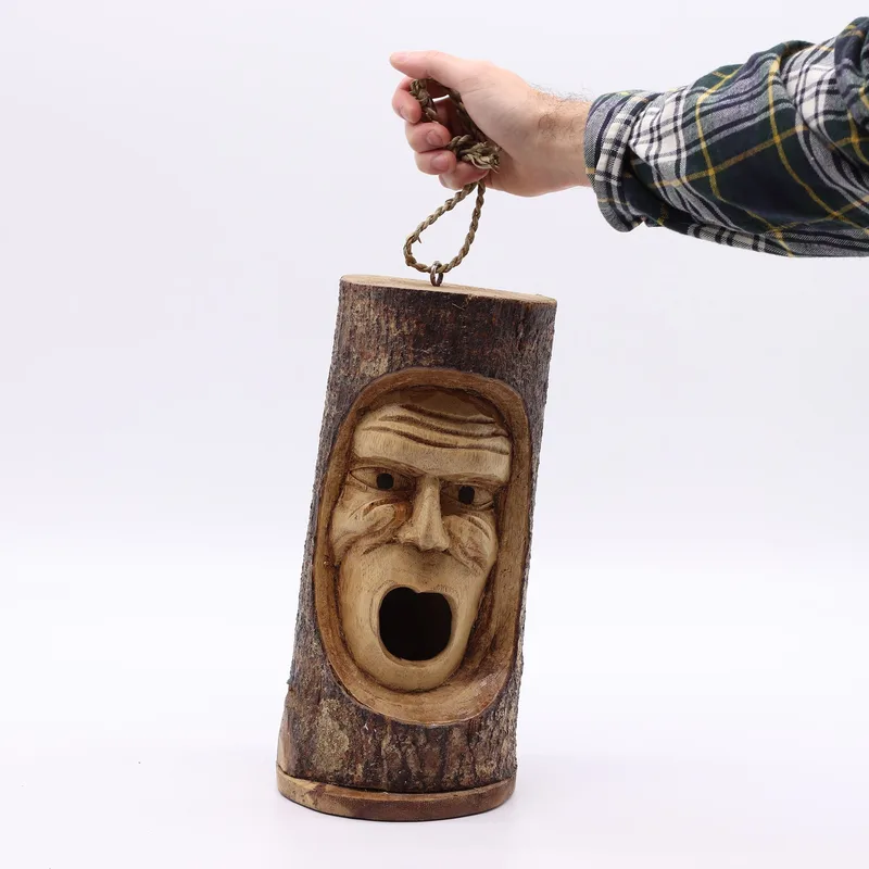 Albero Trunk Face Bird House Grumpy Old Man — foto 1