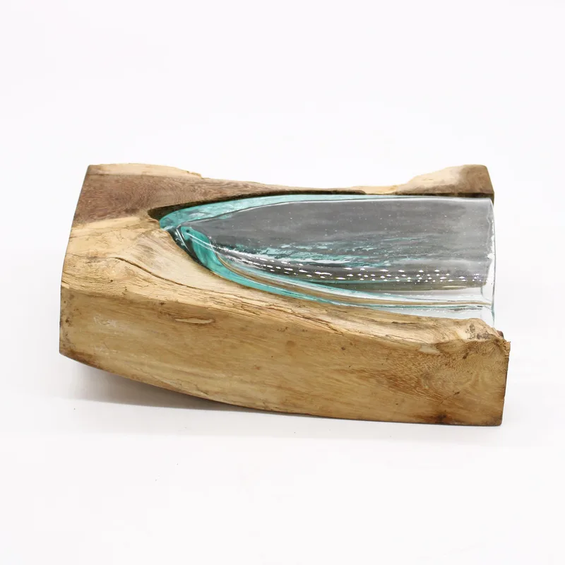 Molton Glass V-shaped Art Vase on Legno — foto 5