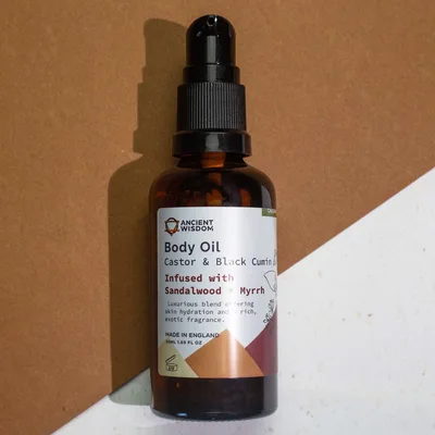 Organic Corpo Olio 50ml - Sandalwood & Myrrh — foto 4