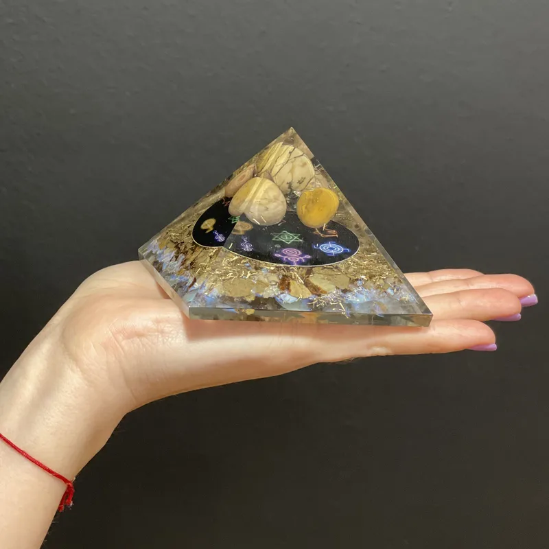 Orgonite Pyramid Midnight Reiki 70mm