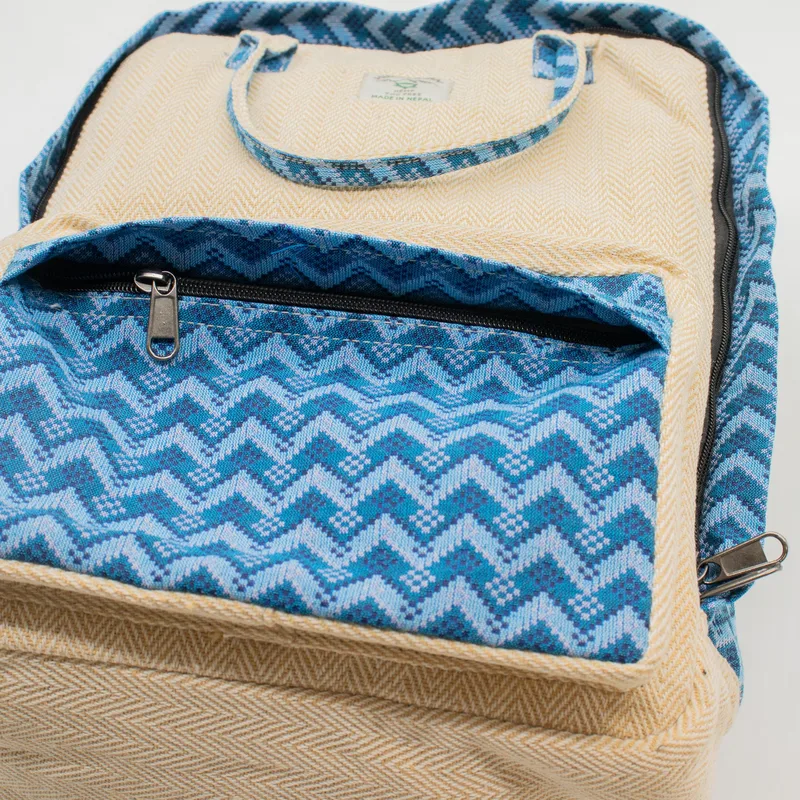 Large Kathmandu Backpack Dhaka Design — foto 5