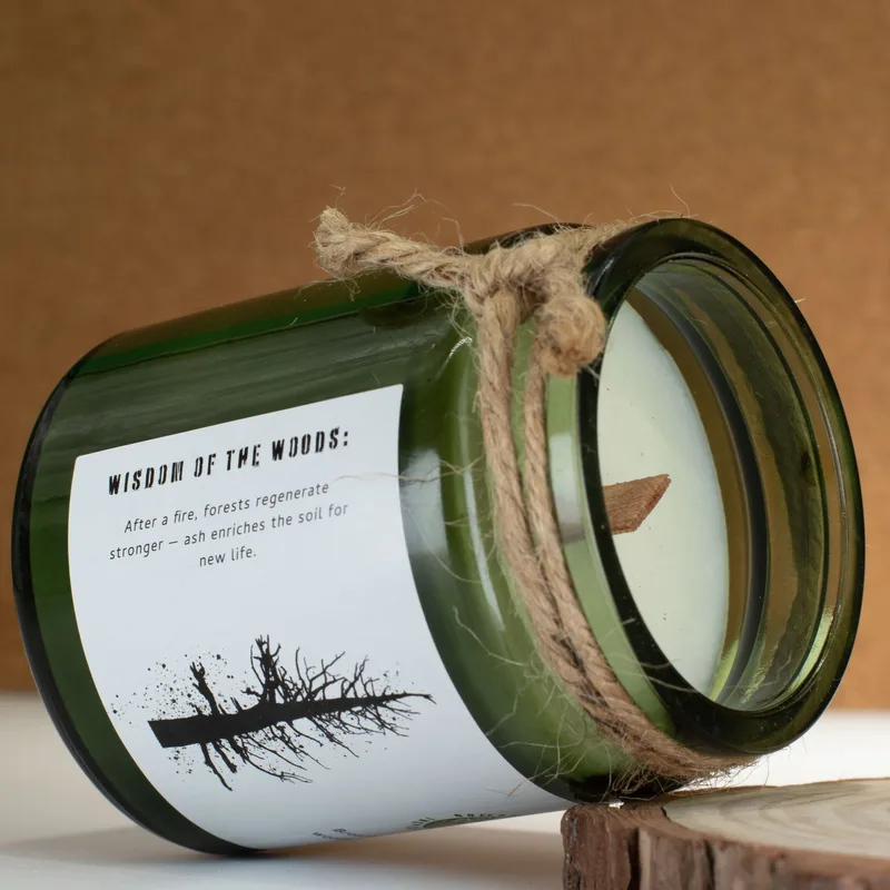 Greenman Woodwick Soy Candela Ash & Woodsmoke — foto 3