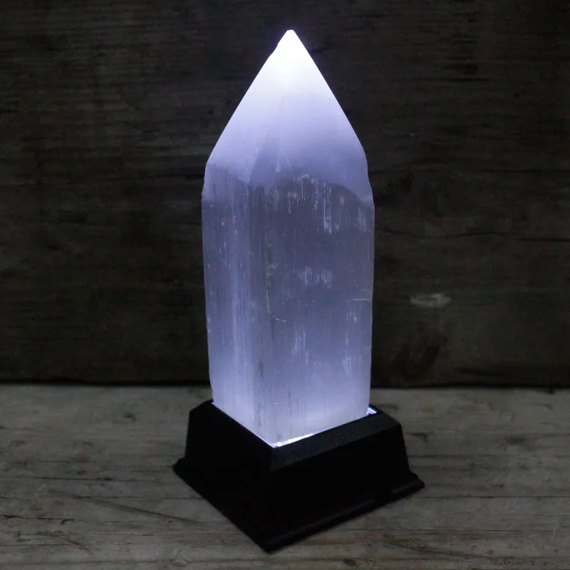 Selenite Pencil Point Tower 15 cm