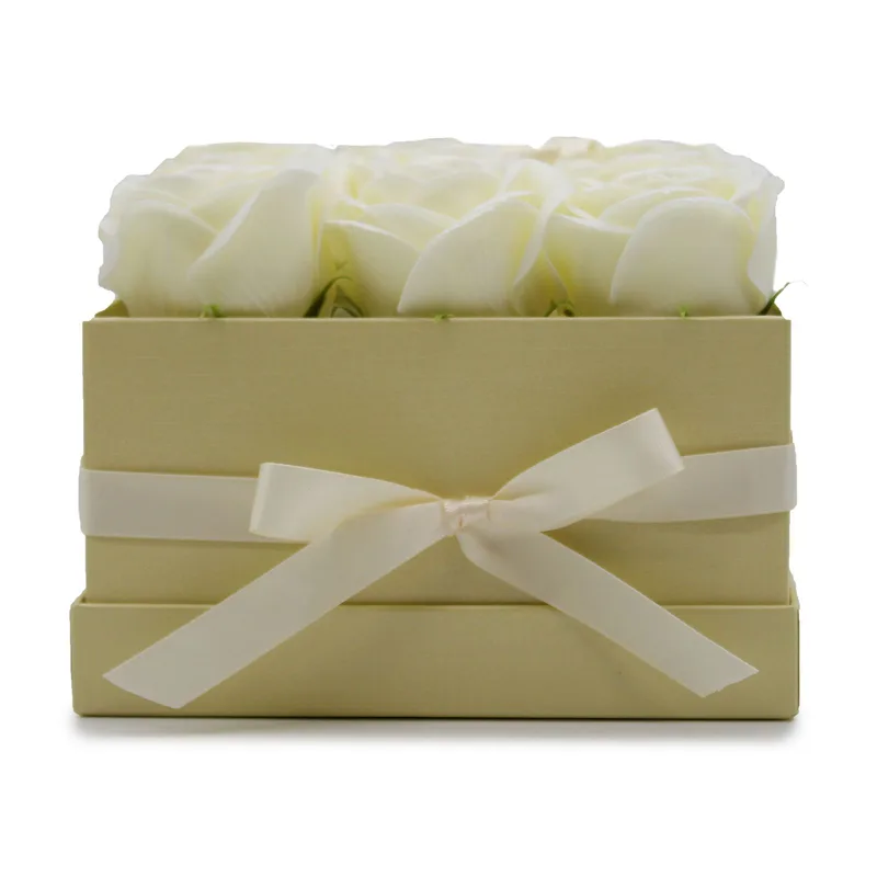 Sapone Fiore Gift Bouquet 9 Crema Roses Square