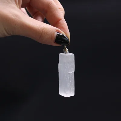 Selenite Naturale Pendent — foto 2
