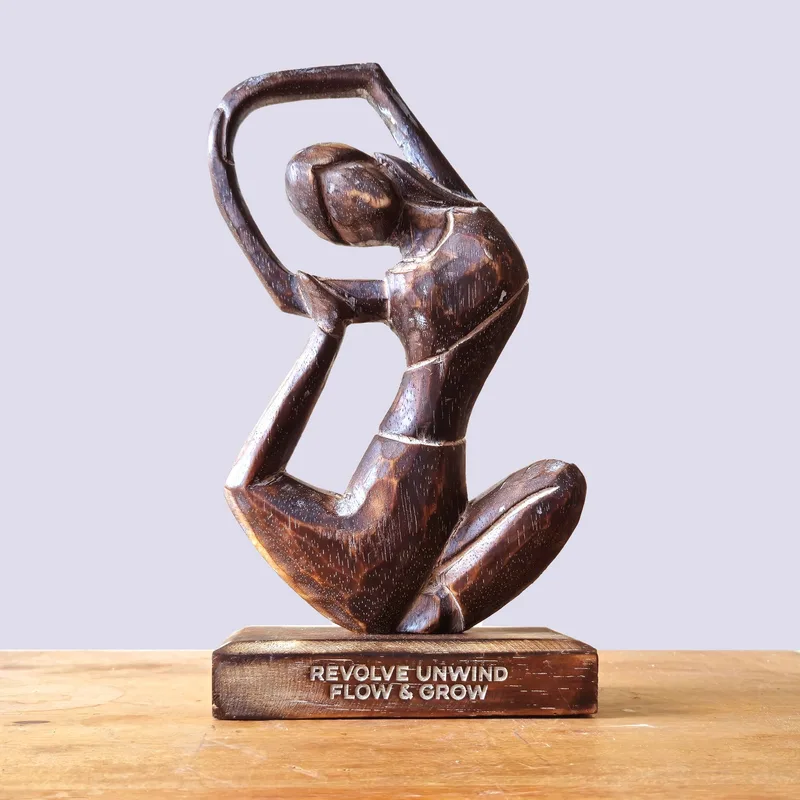 Wooden Yoga Lady Antique Revolved Pose "Revolve Unwind Flow & Grow" — foto 2