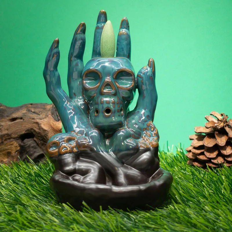 Backflow Incenso Bruciatore Skull in Hand — foto 1