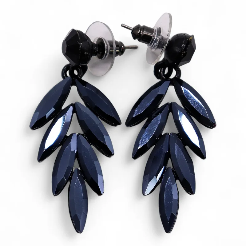 Jet Nero - Vintage Glass - Long Drop - Earrings