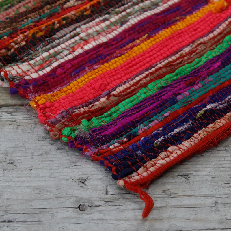 150 x 90cm Luxury Rag Rug - Red — foto 1