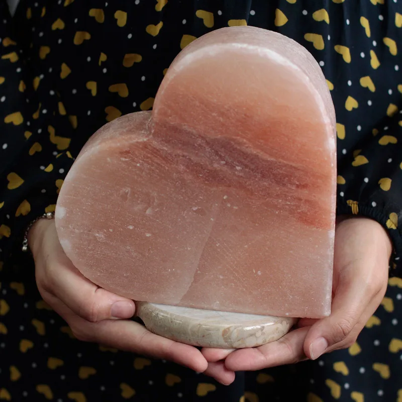 Heart Shaped Himalayan Salt Lamp — foto 3