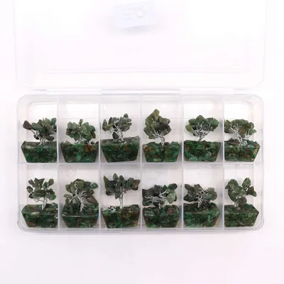Mini Gemstone Trees On Orgonite Base - Verde Aventurine (15 stones) — foto 4