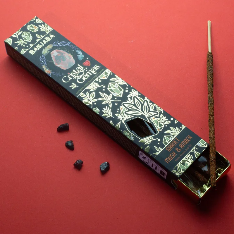 Banjara Cristal Gemas Incenso Sticks - Garnet Muschio & Ambra — foto 2